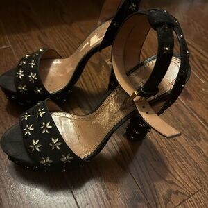 Alaia Black and Tan Embroidered Heels